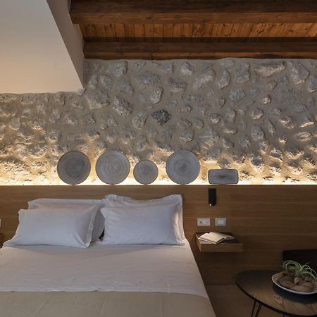 Borgo Giallonardo Wine Relais เรอัลมอนเต ภายนอก รูปภาพ