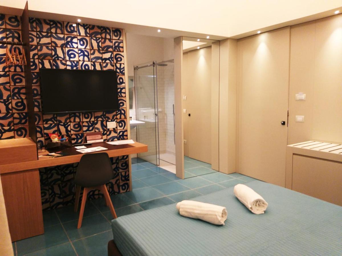 Borgo Giallonardo Wine Relais เรอัลมอนเต ภายนอก รูปภาพ