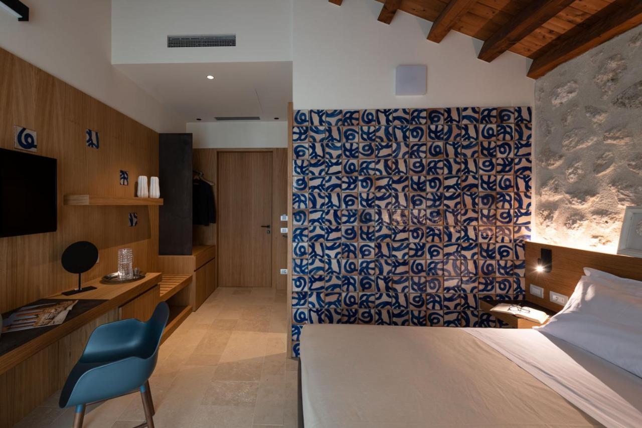 Borgo Giallonardo Wine Relais เรอัลมอนเต ภายนอก รูปภาพ