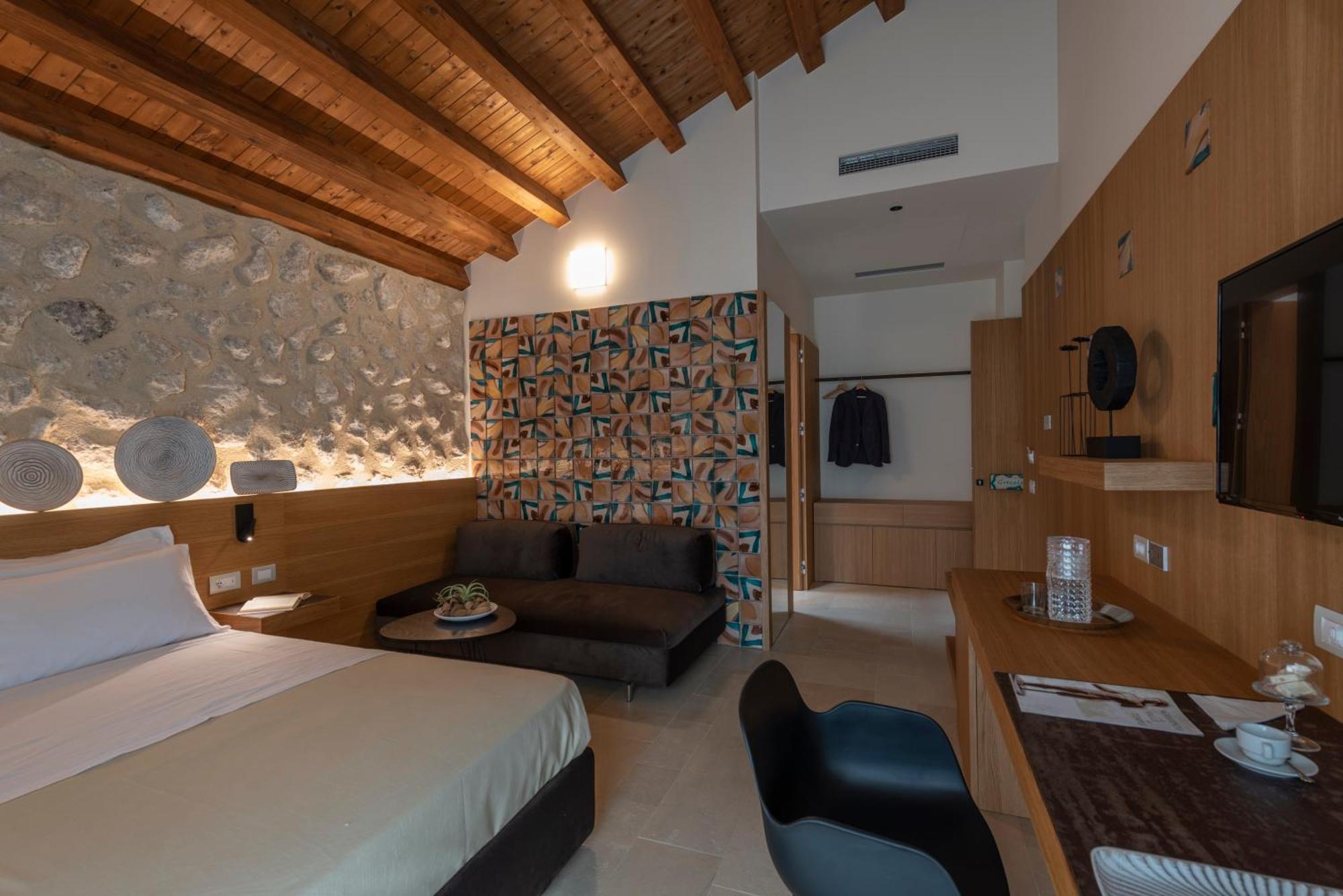Borgo Giallonardo Wine Relais เรอัลมอนเต ภายนอก รูปภาพ