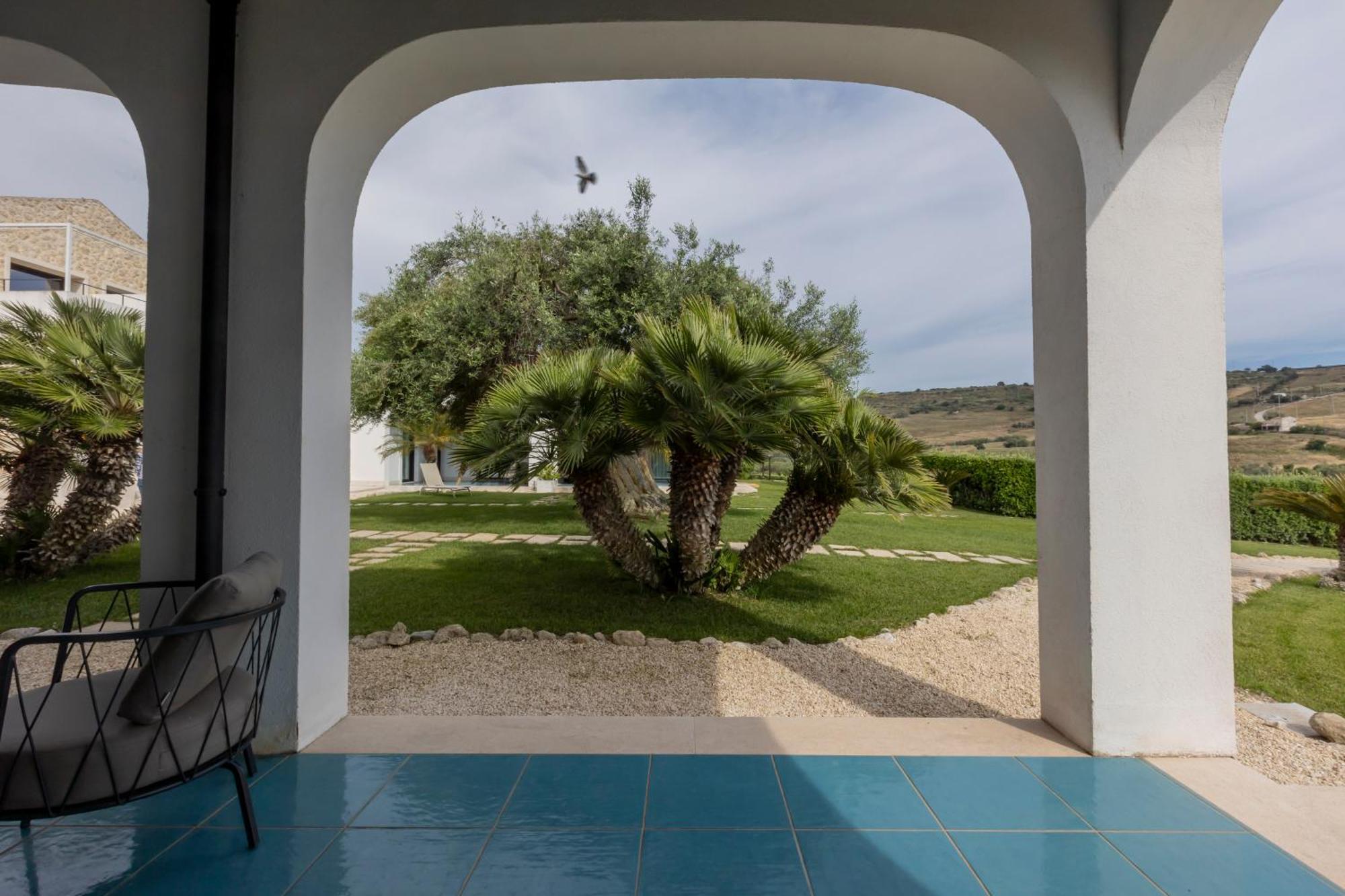 Borgo Giallonardo Wine Relais เรอัลมอนเต ภายนอก รูปภาพ