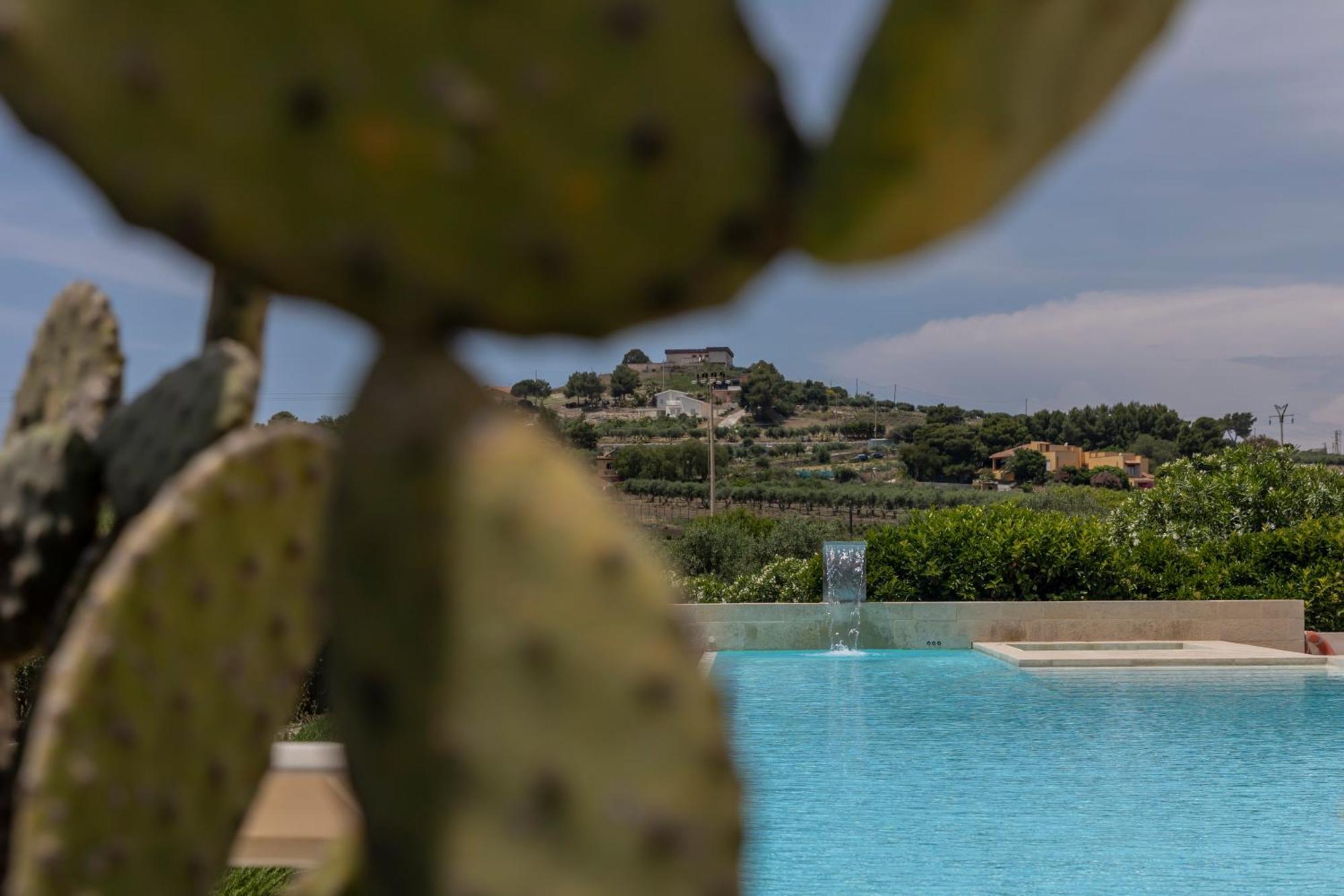 Borgo Giallonardo Wine Relais เรอัลมอนเต ภายนอก รูปภาพ