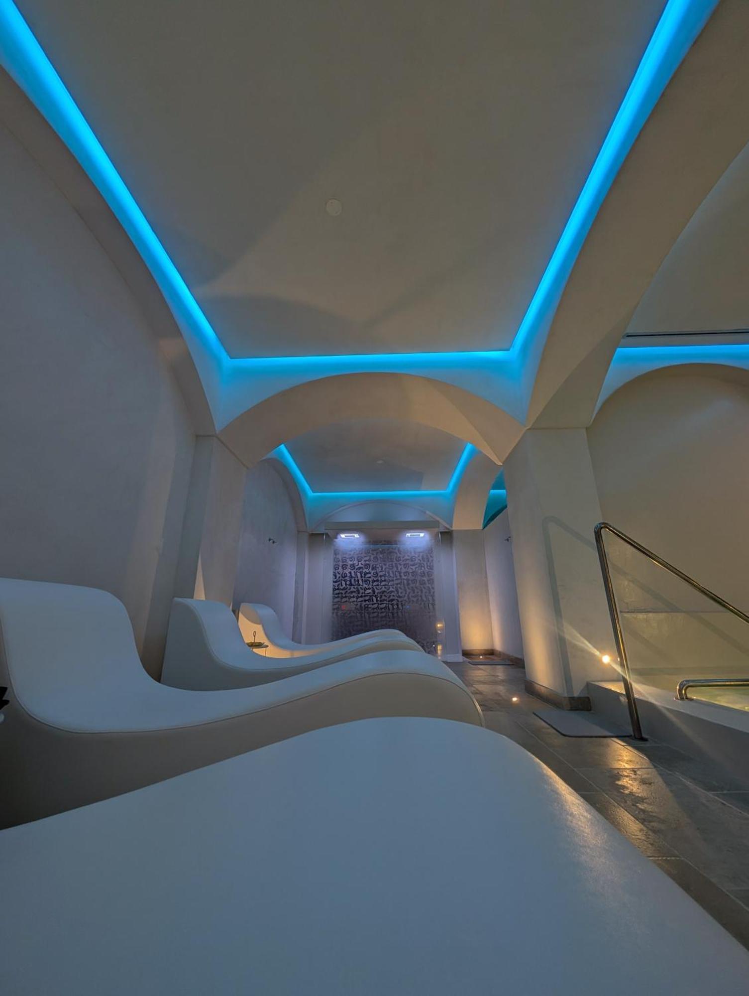 Borgo Giallonardo Wine Relais เรอัลมอนเต ภายนอก รูปภาพ
