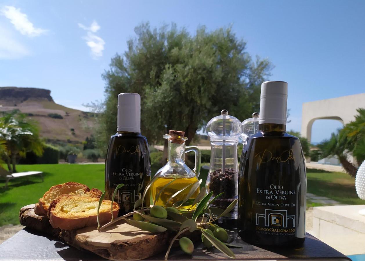 Borgo Giallonardo Wine Relais เรอัลมอนเต ภายนอก รูปภาพ