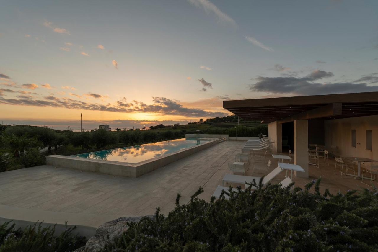 Borgo Giallonardo Wine Relais เรอัลมอนเต ภายนอก รูปภาพ
