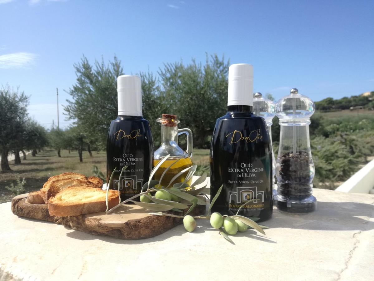 Borgo Giallonardo Wine Relais เรอัลมอนเต ภายนอก รูปภาพ
